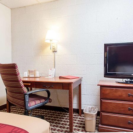Econo Lodge Williamsport Εξωτερικό φωτογραφία