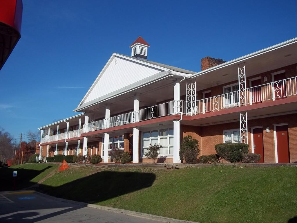 Econo Lodge Williamsport Εξωτερικό φωτογραφία